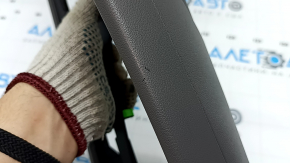 Накладка центральной консоли Hyundai Elantra 21-23 черная с темно-серым, под механический ручник, с накладкой, без кнопок и накладки шифтера, сломаны крепления, потерта