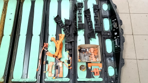 Корпус ВВБ Toyota bZ4X 23-26 2 части, контакт с водой