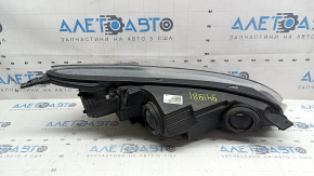 Фара передняя левая Ford Escape MK4 20-22 галоген + LED DRL, полез лак, треснуто крепление стекла