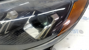 Фара передняя левая Ford Escape MK4 20-22 галоген + LED DRL, полез лак, треснуто крепление стекла