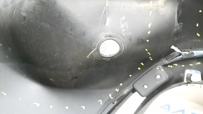Bara spate, fără accesorii, Ford Escape MK4 20-26, cu senzori de parcare și fără bara de remorcare. Structură, zgârieturi, inelul senzorului de parcare cojit, rupt, fragment lipsă.