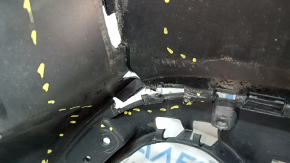 Bara spate, fără accesorii, Ford Escape MK4 20-26, cu senzori de parcare și fără bara de remorcare. Structură, zgârieturi, inelul senzorului de parcare cojit, rupt, fragment lipsă.