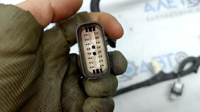 Проводка заднего бампера Ford Escape MK4 21-26 под парктроники, порвана изоляция