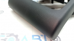 Ornamente consolei centrale spate Audi Q5 80A 18-24, negre cu ornamente inferioare, uzate