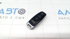 Ключ smart Audi Q7 21-26 4 кнопки, царапины, тычки, потерт