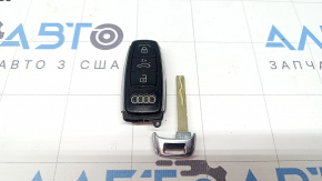 Ключ smart Audi Q7 21-26 4 кнопки, царапины, тычки, потерт