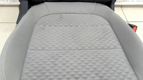 Пассажирское сидение Ford Escape MK4 20-22 без airbag, механич, с подогревом, ткань серая, под чистку