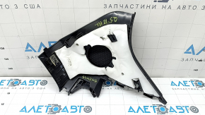 Накладка задней стойки за форточкой левая Audi Q5 80A 18-24 черная, под динамик, царапины
