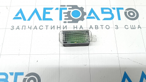 Плафон освещения обшивки двери задней правой Audi Q5 80A 18-24