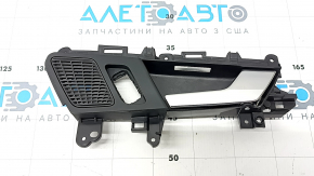 Ручка двери внутренняя задняя правая Audi Q5 80A 18-24 хром, с черной накладкой и сеткой пищалки, с подсветкой