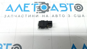 Плафон освещения кармана обшивки двери задней правой Audi Q5 80A 18-24