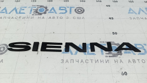 Эмблема надпись SIENNA двери багажника Toyota Sienna 21-26