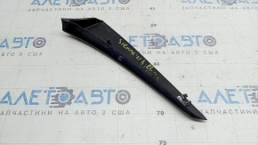 Накладка заднего бампера левая Toyota Sienna 21-26 черный глянец, потерта, сломано крепление
