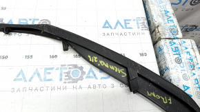 Губа переднего бампера Toyota Sienna 21-26 структура, царапины