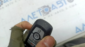 Ключ smart Ford Escape MK4 20-22 4 кнопки, царапины