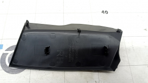 Накладка фонаря правая Toyota Camry v70 21-24