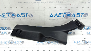 Накладка задней стойки нижняя левая Ford Fusion mk5 17-20 черная, царапины