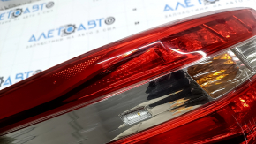 Фонарь внешний крыло левый Toyota Avalon 13-15 царапины