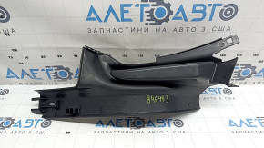 Накладка порога задняя правая VW Tiguan 09-18 черная, царапины