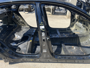 Стойка кузова центральная правая Kia K5 21-24 на кузове, вмятинка, тычка