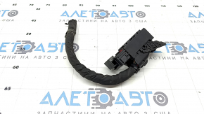 Фишка на блок ECU компьютер двигателя Kia K5 21-24 FWD 1.6T красная