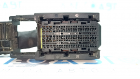 Фишка на блок ECU компьютер двигателя Kia K5 21-24 FWD 1.6T желтая