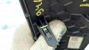 Ornamente bord dreapta jos, negre și cromate pentru Kia K5 21-24, cu sistem start-stop