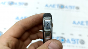 Ключ smart Kia K5 21-22 5 кнопок, потерт, полез хром