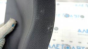 Перегородка сиденья багажника правая Kia K5 21-24 черная, царапины