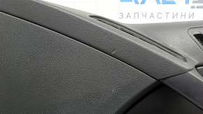 Обшивка двери карточка передняя правая VW Tiguan 09-17 черная, подлокотник кожа черный, вставка черная кожа, хром молдинг, под акустику Dynaudio, с ручкой хром, под химчистку, тычки на коже