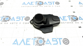 Крышка помпы VW Tiguan 09-17