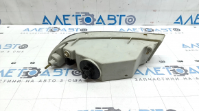 Противотуманная фара птф правая Toyota Corolla E120 00-04 галоген