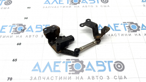 Датчик наклона кузова задний VW Tiguan 09-17 с тяжкой, с кронштейном, ржавый кронштейн