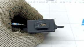 Hub USB Kia Niro 23-26 USB-C, scaune