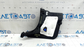 Накладка передней стойки нижняя правая Kia Niro 23-26 HEV, PHEV черная, царапины
