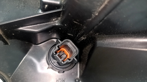 Поворотник ДХО правый Nissan Rogue 21-26 галоген + LED us built