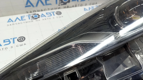 Фара передняя левая в сборе Toyota Prius 50 19-22 LED, сколы, царапины