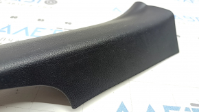 Накладка порога задняя левая Toyota Prius 50 16-22 черная, потерта