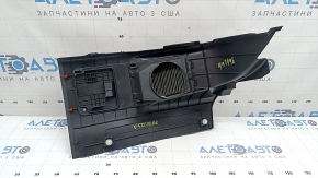 Накладка под сидением правая Toyota Prius 50 16-22 черная,с решеткой
