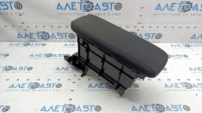 Подлокотник Toyota Prius 50 21-22 ткань черная, без консоли, под химчистку