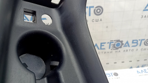 Накладка центральной консоли подстаканники Toyota Prius 50 19-22 черная, с подстаканниками, царапины, надлом крепления