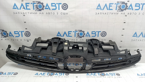 Решетка радиатора grill Toyota Prius 50 19-22 под парктроники
