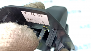 Накладка замка двери багажника нижнего правого BMW X7 G07 19-26 Schwarz, надломано крепление