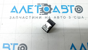 Кнопка складывания 2 ряда сидений левая BMW X7 G07 19-26 хром, пятна на хроме