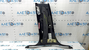 Накладка центральной стойки нижняя правая BMW X7 G07 19-26 Schwarz, царапины