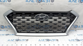 Решетка радиатора grill в сборе Hyundai Tucson 19-21 черный мат, обрамление серебро, с эмблемой, царапины