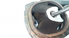 Подушка двигателя задняя Toyota Prius 50 16-22 ржавая, микротрещины