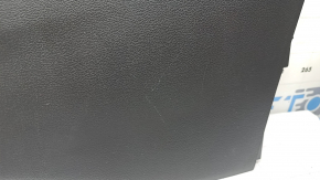 Накладка центральной консоли боковая левая Hyundai Tucson 19-21 задняя, черная, сломаны крепления, царапины