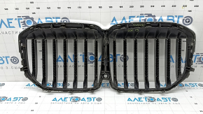 Решетка радиатора grill BMW X7 G07 19-22 без ночного видения, под камеру, тычка