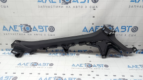 Накладка задней стойки правая нижняя Honda Civic XI FE/FL 22-26 4d черная, царапины